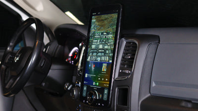 LInkswell XL-DGOP15-6RR-6H : 15.6" Android Tablet Style Bluetooth Mechless WiFi Head Unit, side view.