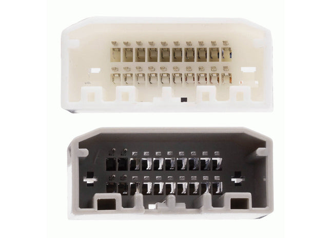 Axxess AXABH-CH3 : Amplifier Bypass Wiring Harness, connector view.